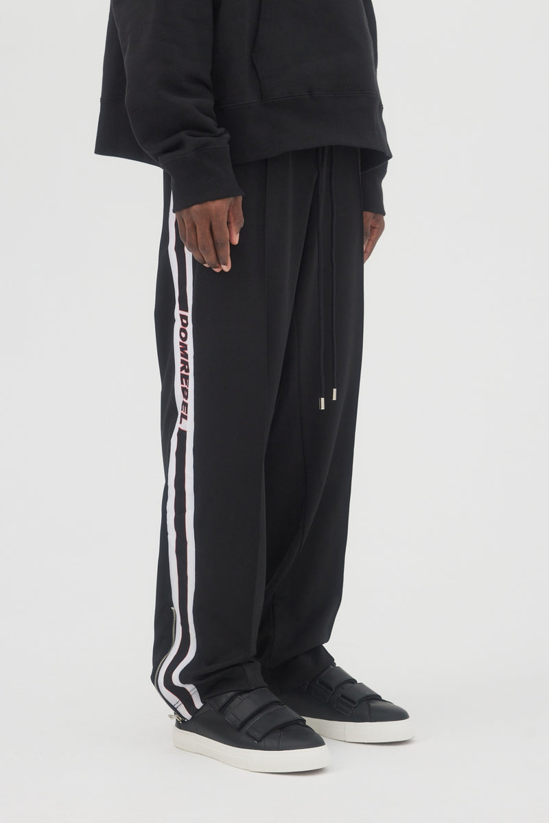 RELAXED TRACKPANTS - BLACK